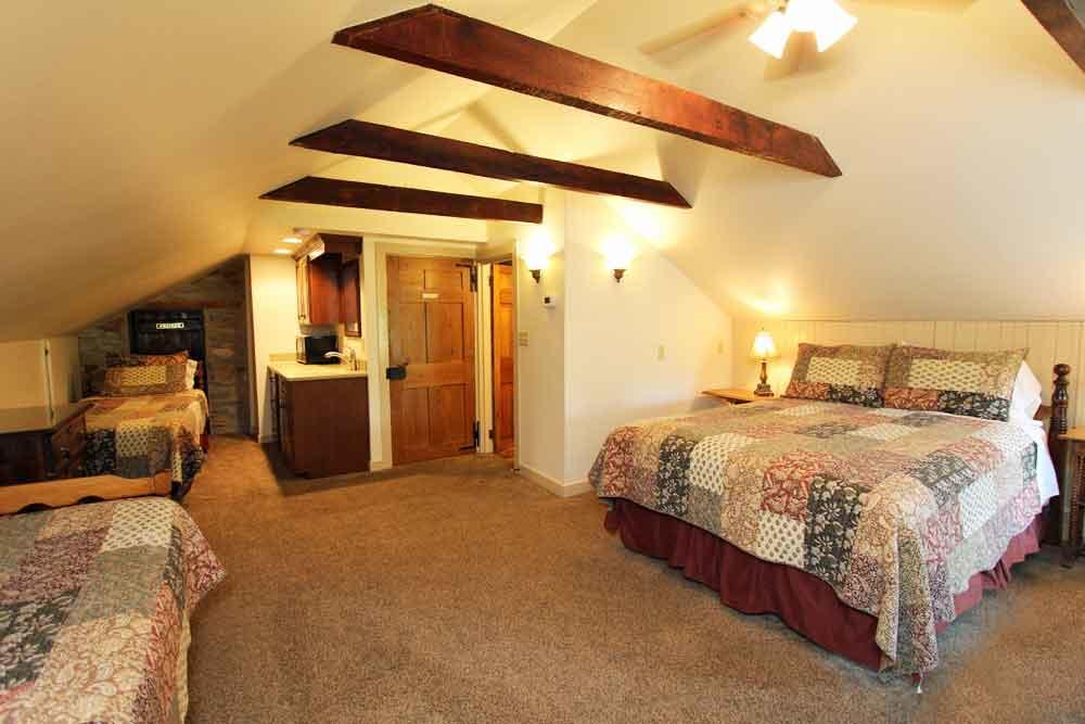 Rocky Acre Farm Bed & Breakfast Mount Joy ภายนอก รูปภาพ